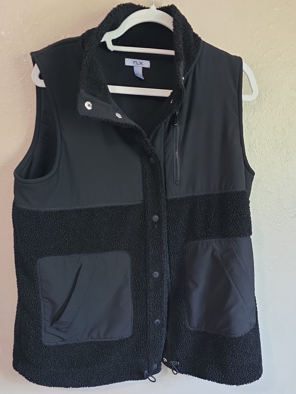 Flx Women's Black Sherpa Vest Runs Big. Large